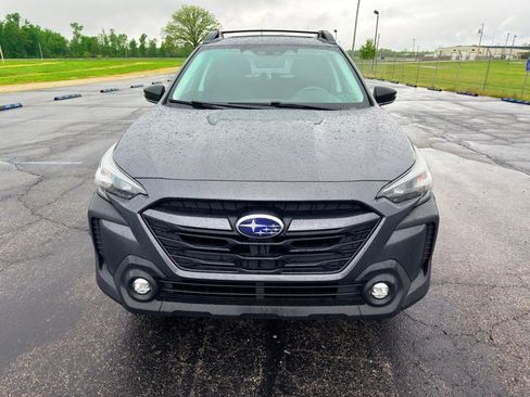 Used 2024 Subaru Outback Premium AWD/4WD image 17