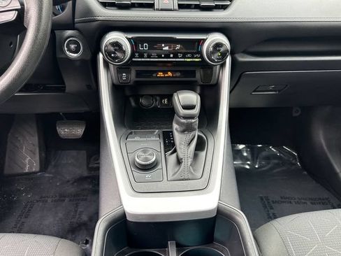 Certified 2025 Toyota RAV4 XLE AWD/4WD image 27