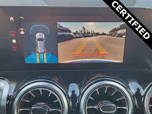 Certified 2025 Mercedes-Benz GLB 250 image 17