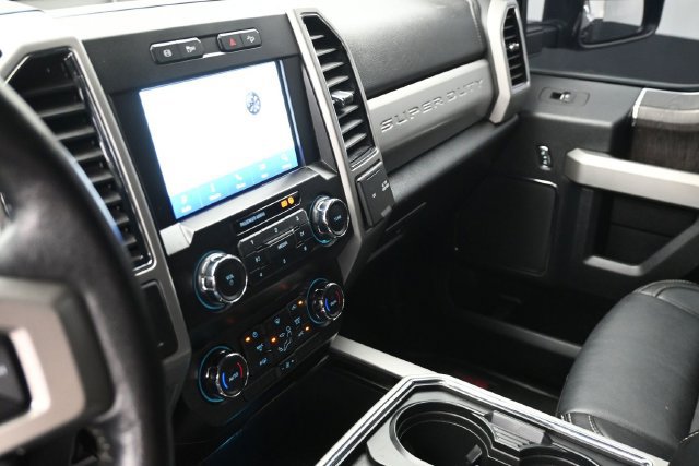 Used 2021 Ford F250 Lariat w/ FX4 Off-Road Package AWD/4WD image 29