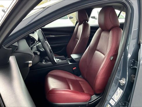 Used 2025 MAZDA MAZDA3 s image 8