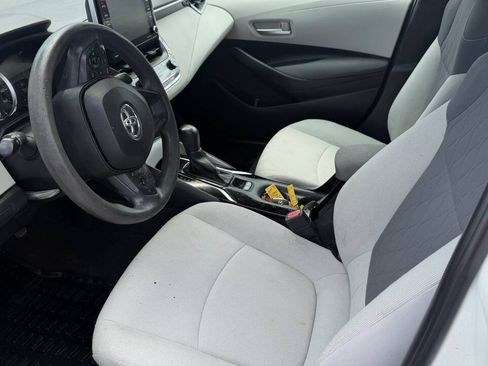 Used 2021 Toyota Corolla LE FWD image 13