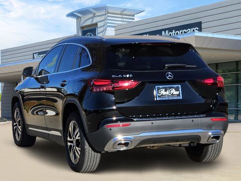 Used 2025 Mercedes-Benz GLA 250 image 4