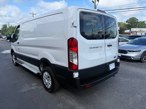 Used 2025 Ford Transit 250 Low Roof w/ Exterior Upgrade Package RWD image 5