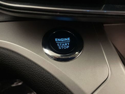 Used 2024 Ford Explorer XLT w/ Equipment Group 202A image 10