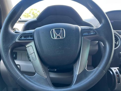 Used 2014 Honda Pilot LX image 9