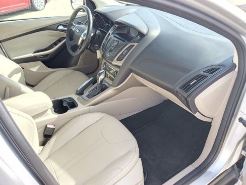 Used 2012 Ford Focus SEL image 10