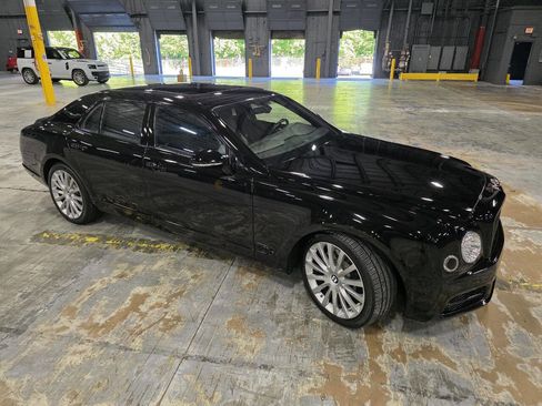 Used 2017 Bentley Mulsanne RWD image 22