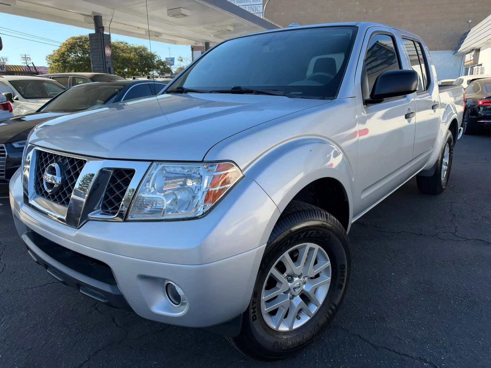 Used 2016 Nissan Frontier SV w/ SV Value Truck Package RWD image 1