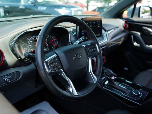 Used 2025 Chevrolet Blazer RS FWD image 5