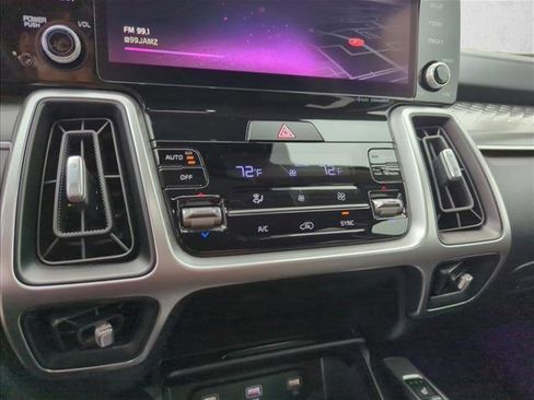 Used 2022 Kia Sorento S w/ Panoramic Sunroof Package FWD image 12