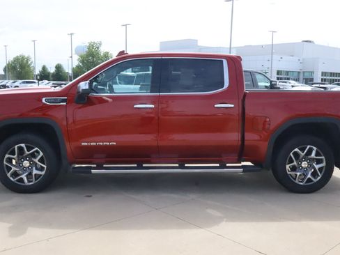 Used 2024 GMC Sierra 1500 SLT w/ SLT Premium Plus Package AWD/4WD image 4