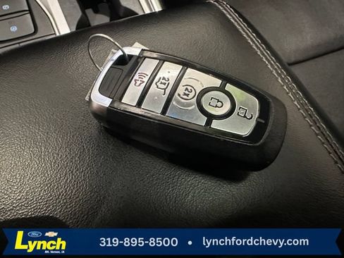 Used 2023 Ford Explorer Limited w/ Limited Technology Package AWD/4WD image 21