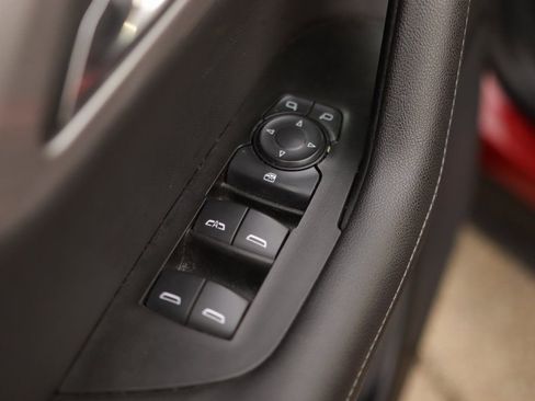 Used 2021 Chevrolet Blazer LT image 23