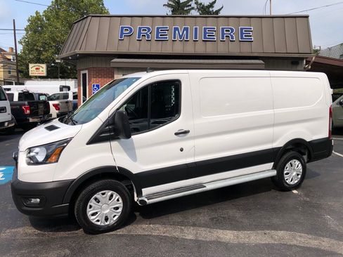 Used 2025 Ford Transit 250 Low Roof w/ Exterior Upgrade Package RWD image 2
