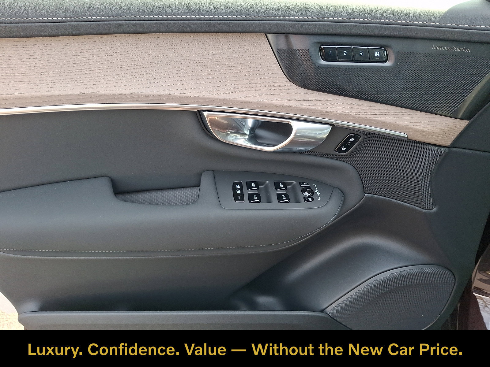 Certified 2026 Volvo XC90 B6 Plus w/ Protection Package Premier AWD/4WD image 9