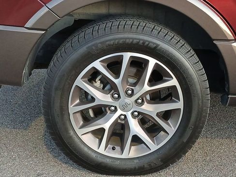 Used 2017 Ford Expedition King Ranch image 34