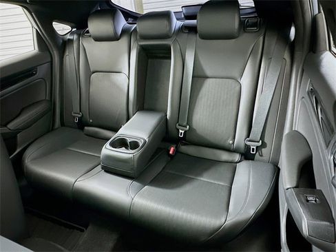 Used 2022 Honda Civic Sport Touring image 11
