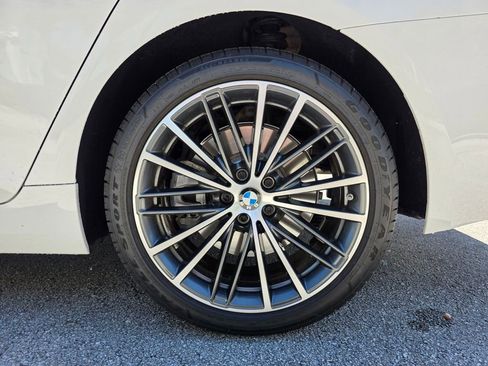 Used 2023 BMW 540i xDrive w/ Convenience Package AWD/4WD image 15
