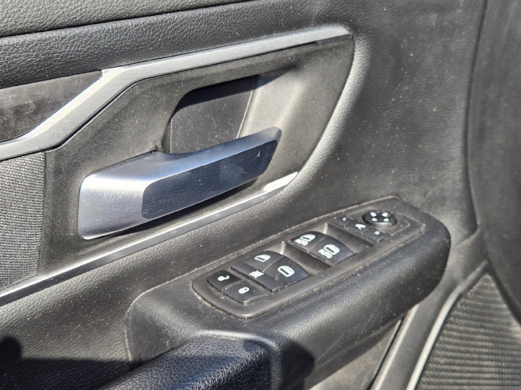 Used 2021 RAM 1500 Big Horn RWD image 19