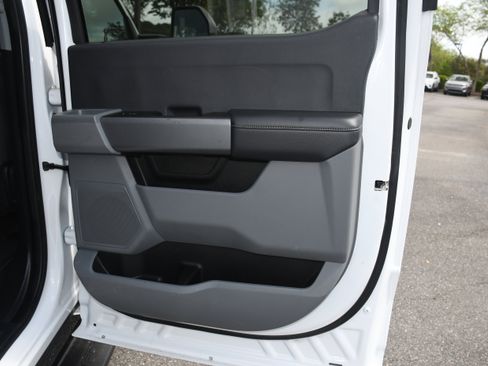 Used 2025 Ford F250 XLT image 18