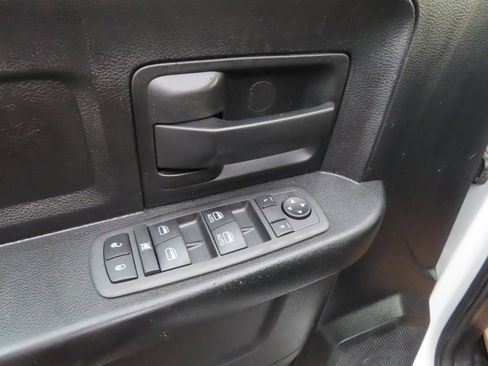 Used 2016 RAM 5500 Tradesman image 20