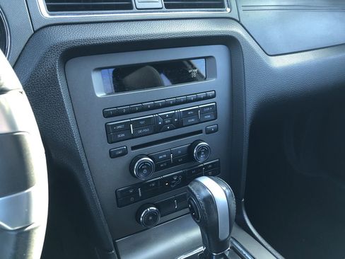 Used 2014 Ford Mustang Coupe image 18