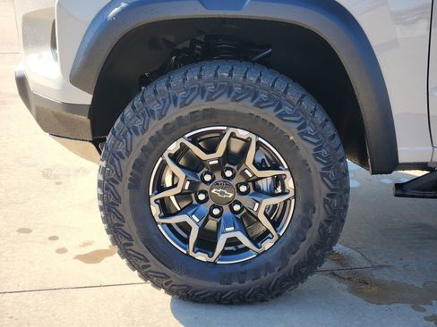 New 2026 Chevrolet Colorado ZR2 w/ Technology Package image 8