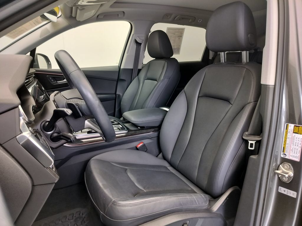 Used 2022 Audi Q7 3.0T Premium Plus AWD/4WD image 9