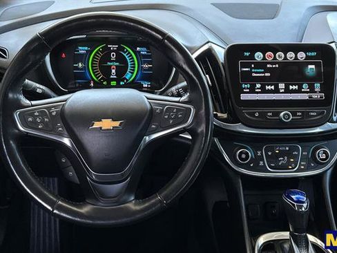 Used 2018 Chevrolet Volt Premier w/ Driver Confidence Package image 16
