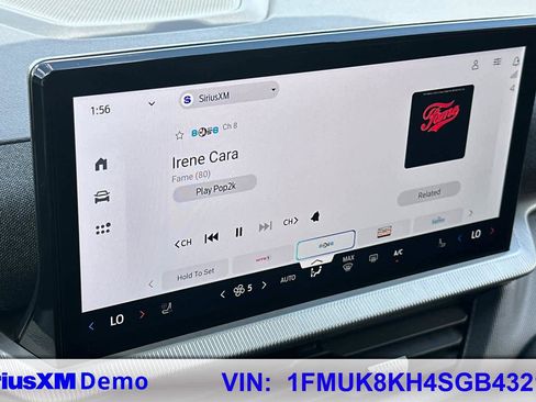 Certified 2025 Ford Explorer ST-Line image 29