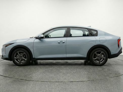 Used 2025 Kia K4 FWD image 5