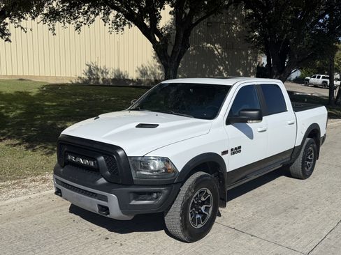 Used 2015 RAM 1500 Rebel w/ Luxury Group image 5
