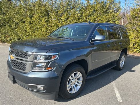 Used 2020 Chevrolet Tahoe LT w/ Luxury Package image 4