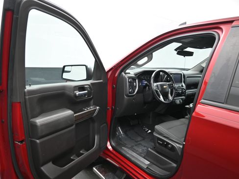 Used 2020 Chevrolet Silverado 1500 LT w/ Texas Edition AWD/4WD image 16