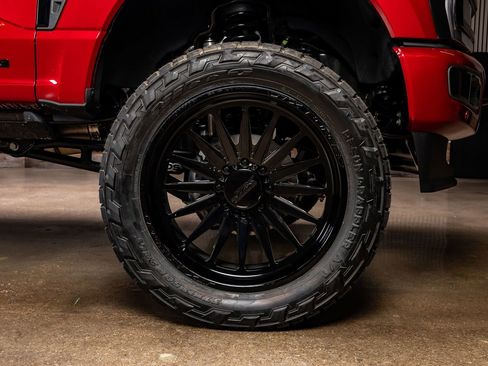 Used 2026 Ford F250 Platinum w/ Platinum Plus Package image 12