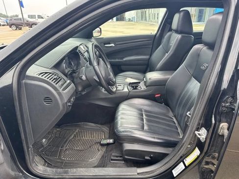 Used 2015 Chrysler 300 S AWD/4WD image 21