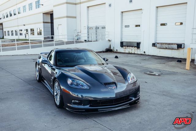 Used 2009 Chevrolet Corvette ZR1 w/ Preferred Equipment Group RWD image 15