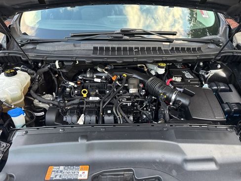 Used 2020 Ford Edge SE image 38