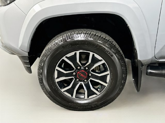 Used 2021 Toyota Tacoma TRD Sport w/ Technology Package AWD/4WD image 33
