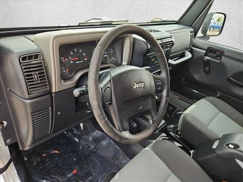 Used 2006 Jeep Wrangler Unlimited AWD/4WD image 10