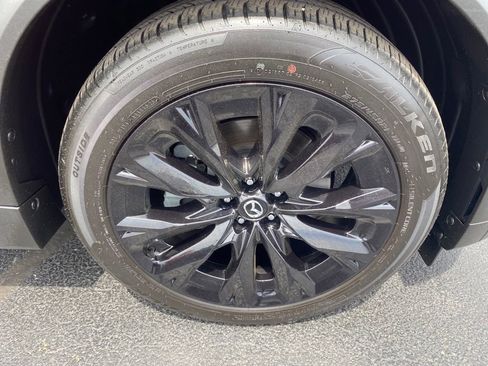 Certified 2025 MAZDA CX-90 Plug-In Hybrid w/Premium Sport AWD/4WD image 12