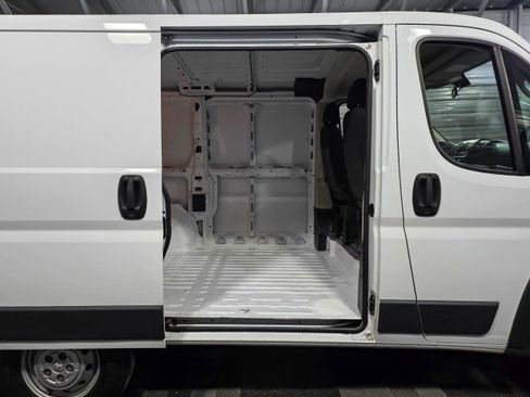 Used 2018 RAM ProMaster 1500 w/ Interior Convenience Group image 11