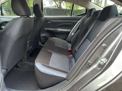 Used 2025 Nissan Versa SV FWD image 23