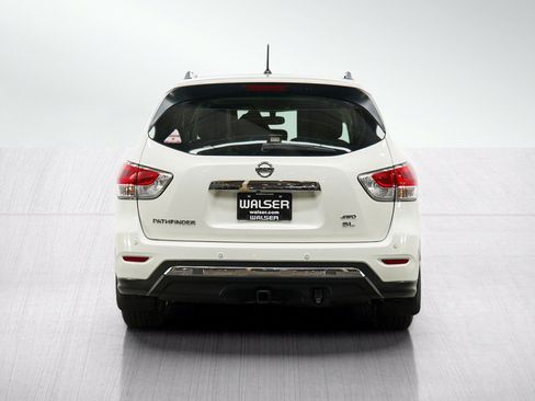 Used 2014 Nissan Pathfinder SL w/ SL Premium Package AWD/4WD image 5