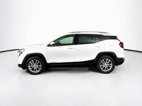 Used 2024 GMC Terrain SLT AWD/4WD image 4