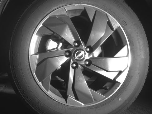 Used 2025 Nissan Rogue SV image 12