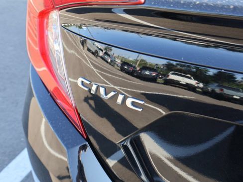 Used 2019 Honda Civic LX image 8