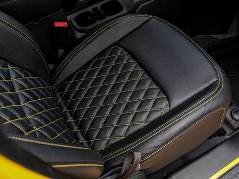 Used 2019 Jeep Wrangler Unlimited Rubicon w/ LED Lighting Group image 16