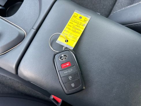 Used 2023 Toyota Crown XLE image 15